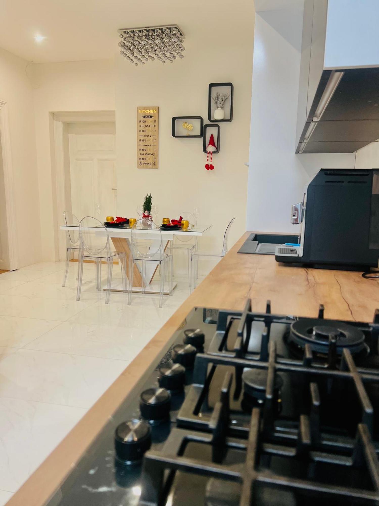 Wenceslas Square Apartment 150 M2 Πράγα Εξωτερικό φωτογραφία