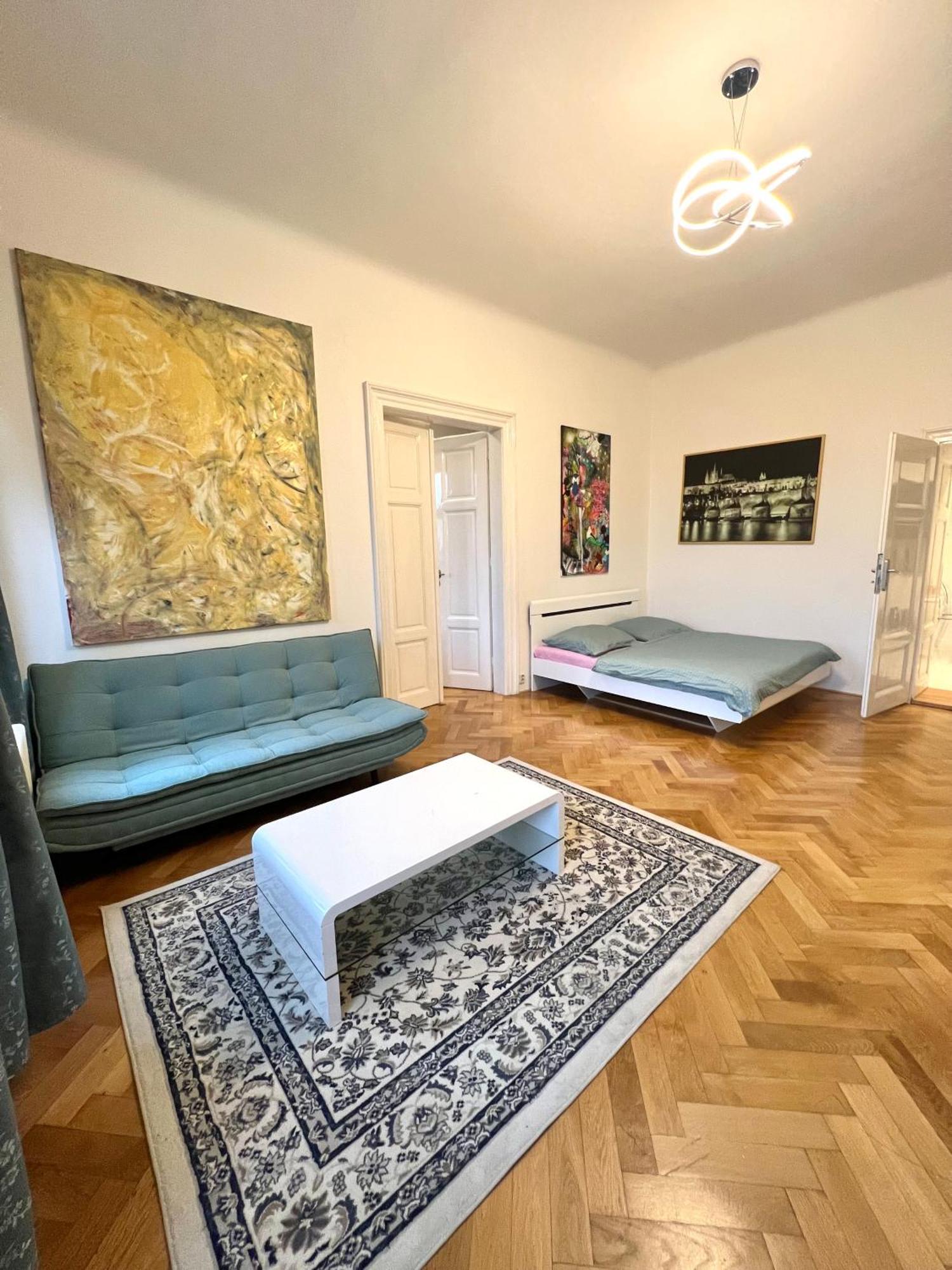 Wenceslas Square Apartment 150 M2 Πράγα Εξωτερικό φωτογραφία
