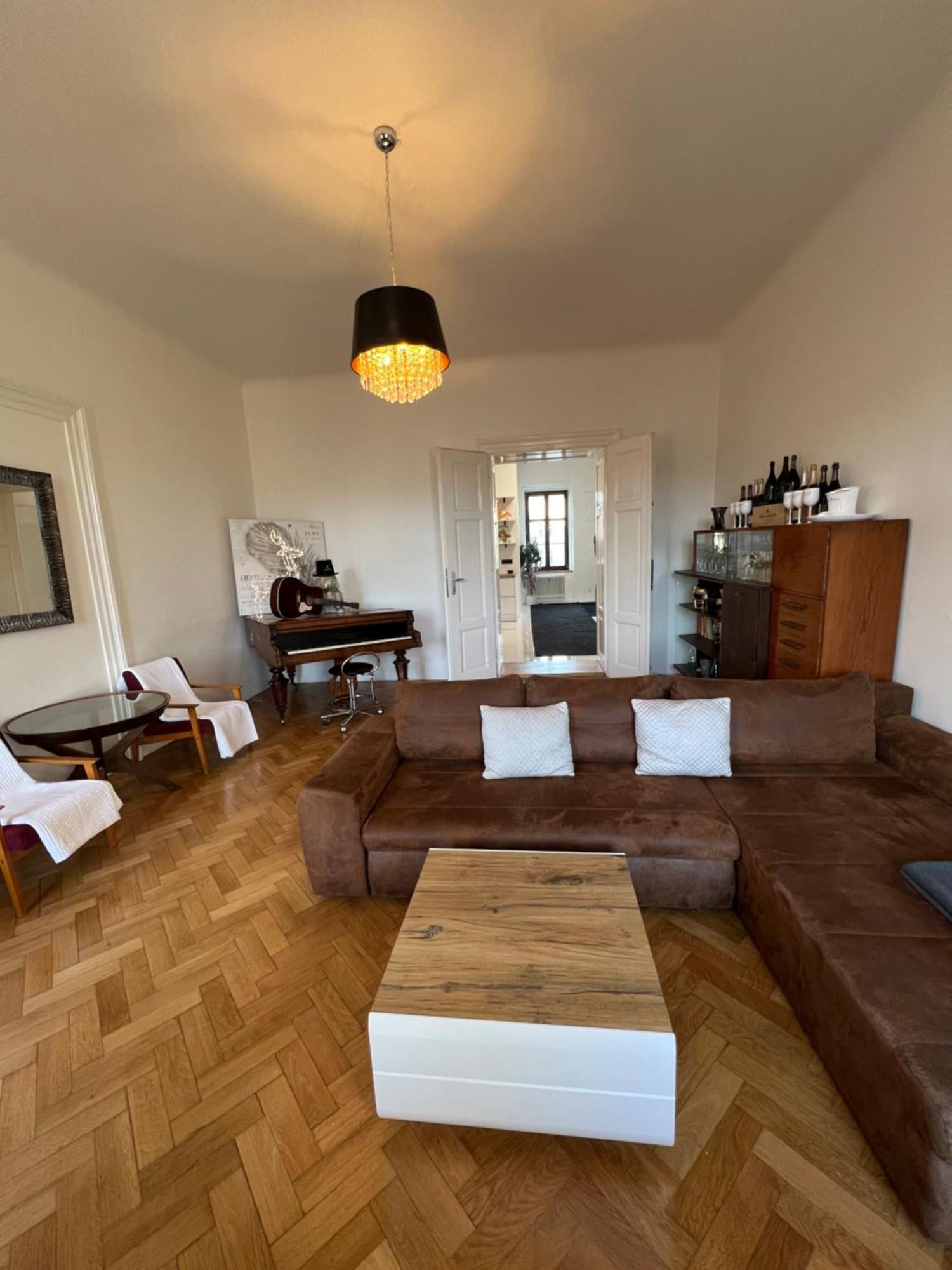 Wenceslas Square Apartment 150 M2 Πράγα Εξωτερικό φωτογραφία